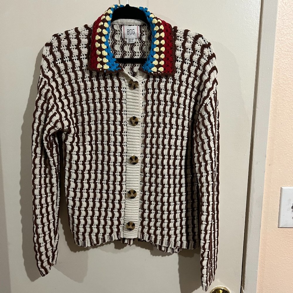 Urban Outfitters BDG Cardigan Size XS Collared Beige Brown Red Blue Button Up